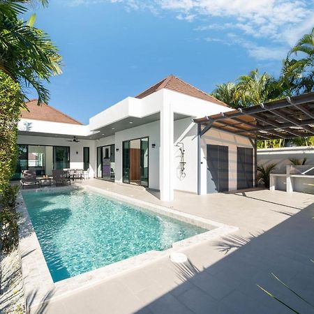 Villa Indra Xxx Rawai Eksteriør bilde